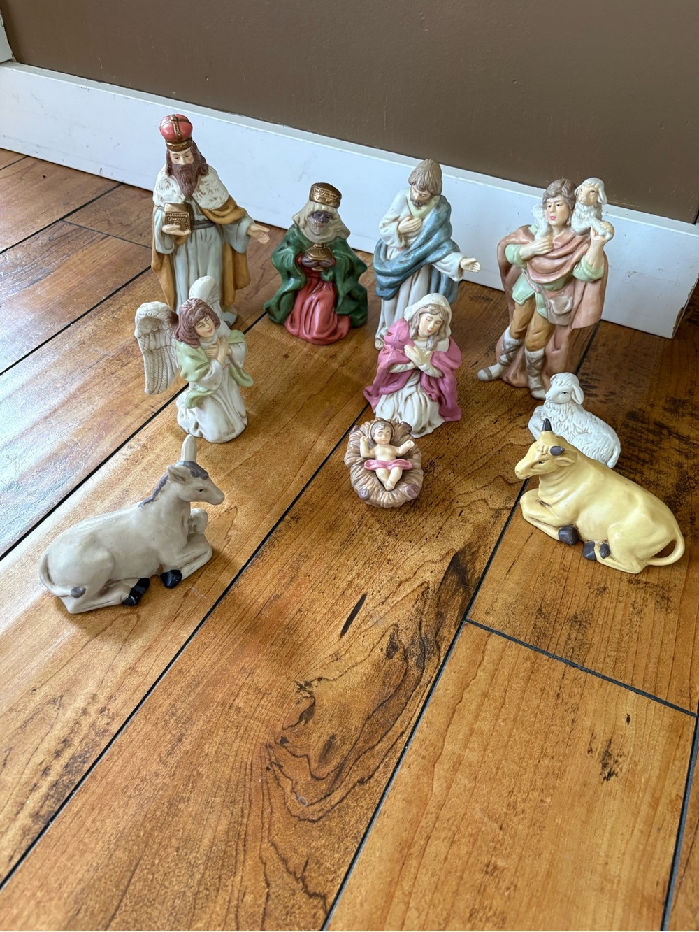 Vintage Nativity Set scene Baby Jesus